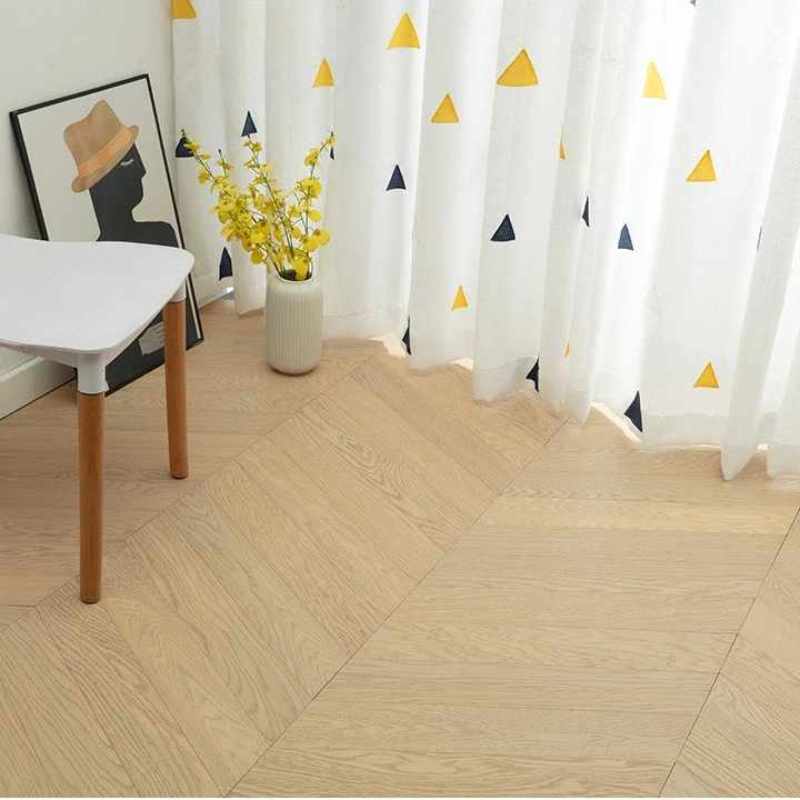 俄罗斯橡木鱼骨拼新三层实木复合地板木皮肤感漆