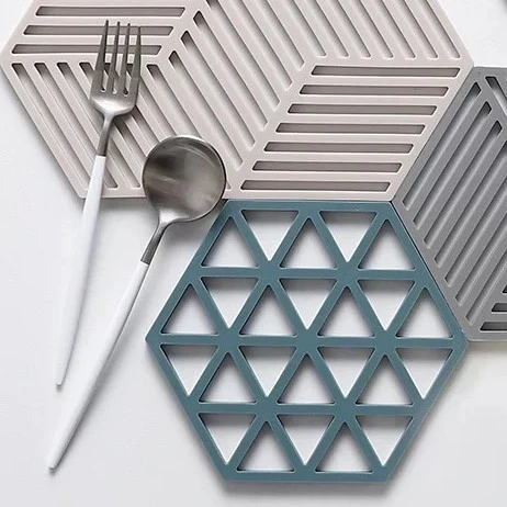 10片餐垫隔热垫北欧防烫垫碗垫家用厨房锅垫盘垫杯垫ins方形磨砂