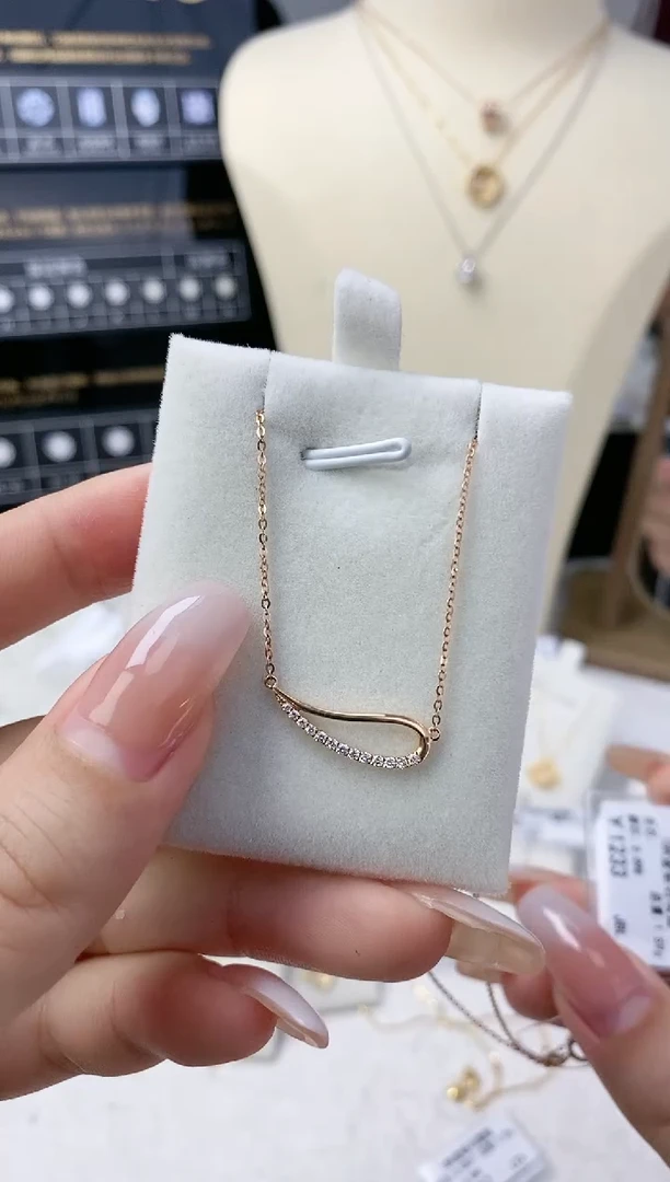 【闪购商品】钻石套链18K金镶嵌钻石首饰