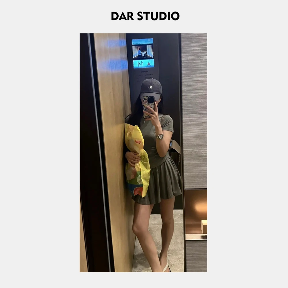 DAR STUDIO 【初夏傍晚】2024夏季新款收腰显瘦百搭时尚套装12935