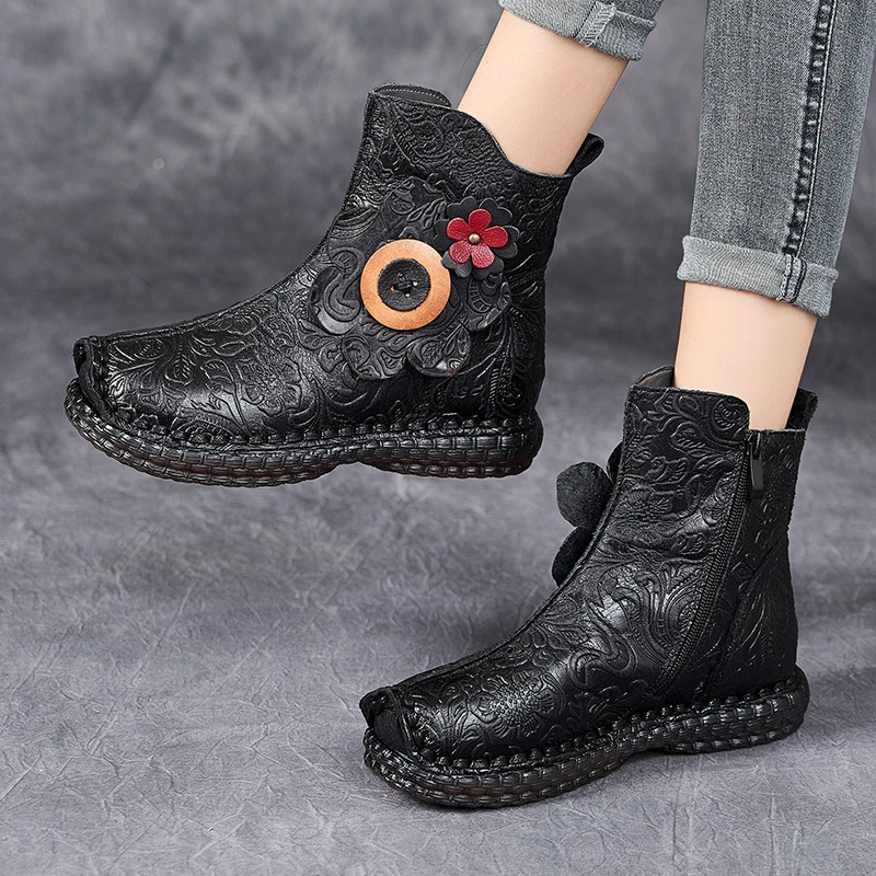 嫔妃丽人真皮复古风浮雕压花平跟民族舒适中老年田宫廷风立体棉靴