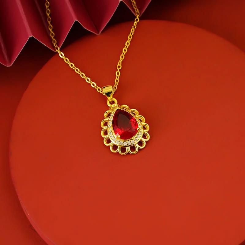 红色镂空花边项链