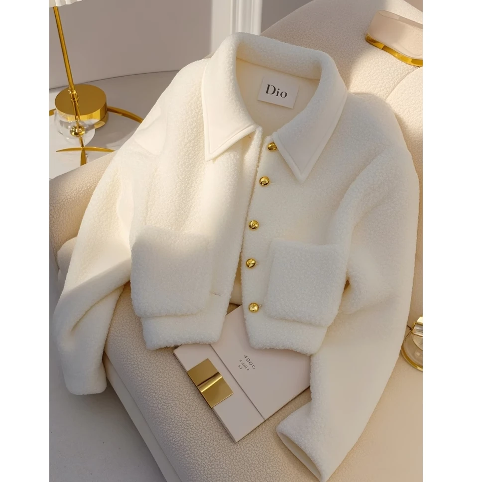 小香风白色外套女2025秋冬新款一体加厚保暖高级感夹克上衣