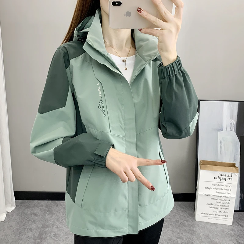 冲锋衣外套女防风防水2025春秋新款户外运动薄款透气休闲登山风衣