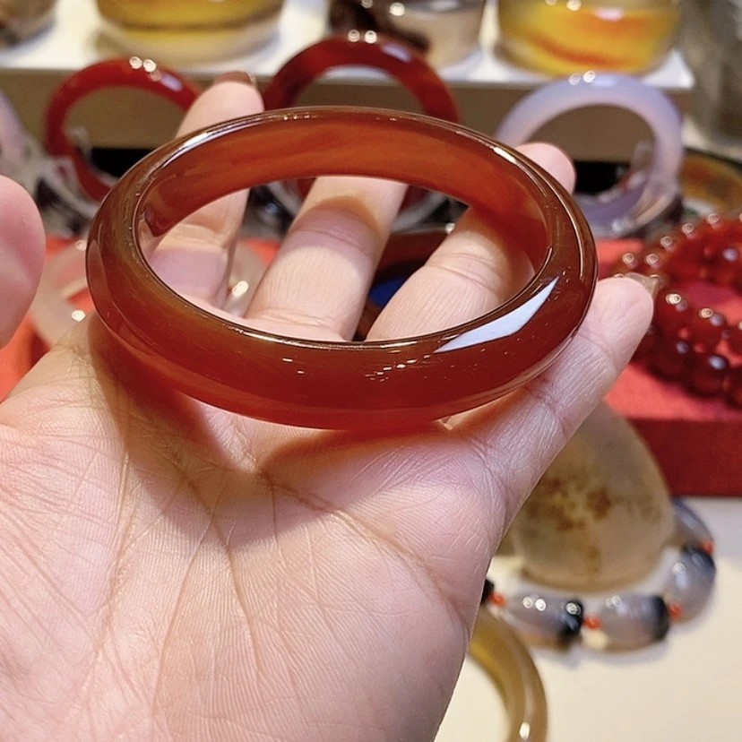 【闪购商品】玛瑙/玉髓手镯未镶嵌张***