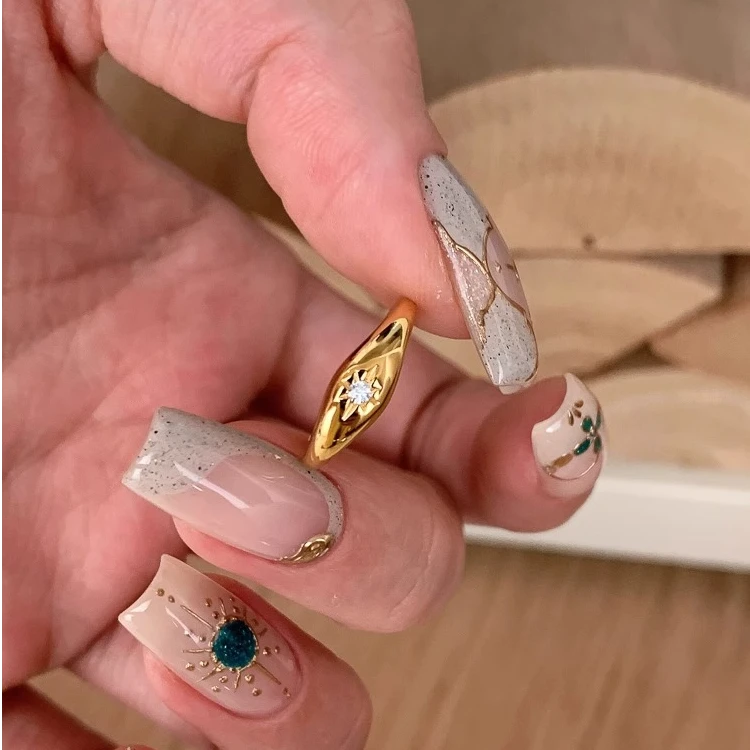 铜合金戒指 复古金色素圈八芒星尾戒女小指小尺寸戒指高级感指环