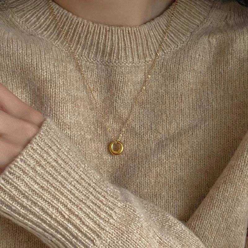 钛钢项链 金色圆环吊坠钛钢项链女2024新款高级感毛衣链秋冬配饰