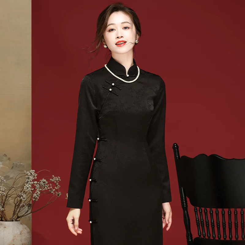 【思琪精选】长袖旗袍秋季中国风黑色缎面提花日常改良长款24322