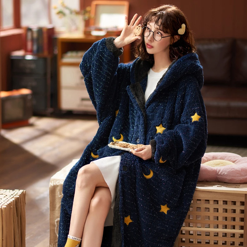秋冬季珊瑚绒睡衣女士加厚加绒长款睡袍可爱法兰绒冬天家居服套装