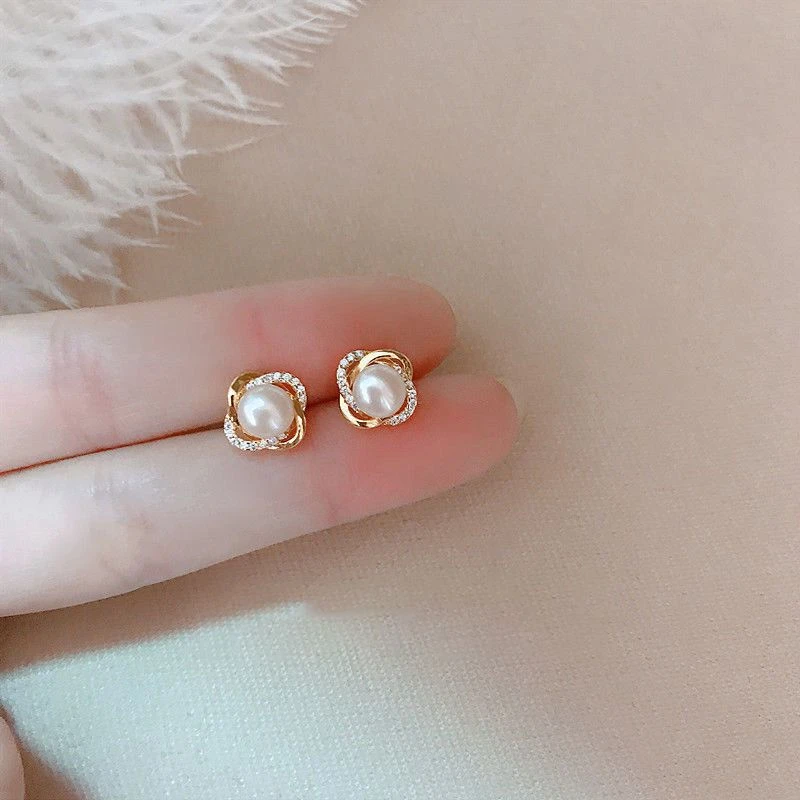 铜合金耳饰 新款耳环女复古法式优雅银针耳钉2024年新款耳钉潮女
