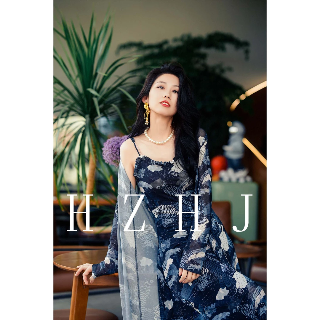 HZHJ新款 设计师款 黑孔雀外套  百搭轻奢时尚休闲长袖 234显瘦