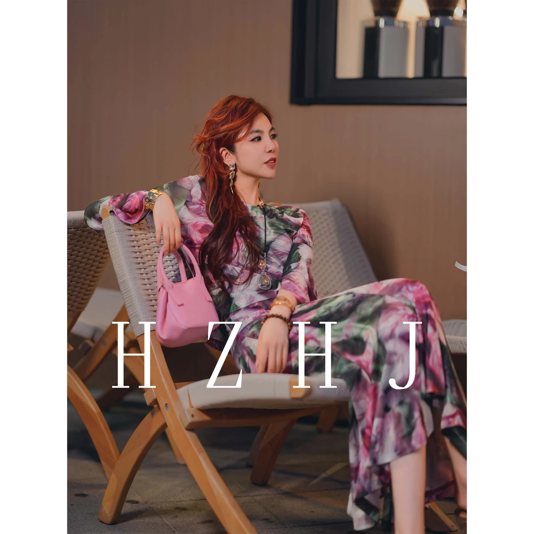 HZHJ新款原创设计师  玫瑰彩云飘逸 套装裙轻奢贵高级族秀款657