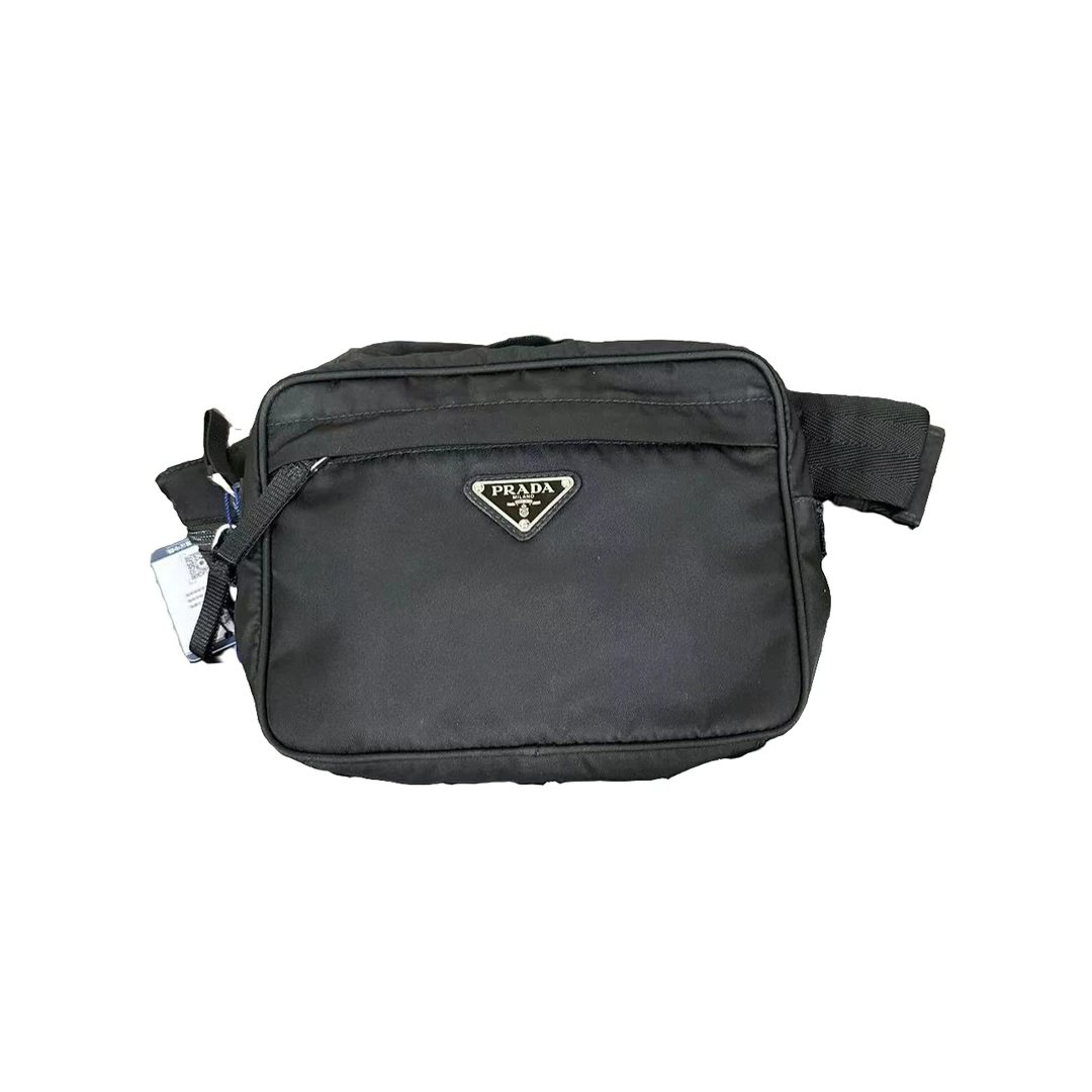 99新 Prada/普拉达 98新 男士经典黑色尼龙男款单肩腰包胸包/0395