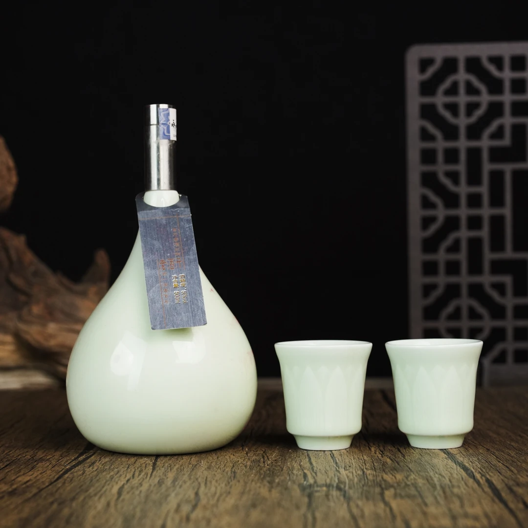 瓯越楠江红 瓯窑陶瓷博物馆伴手礼赠瓯窑酒杯送礼礼盒包56度500ml
