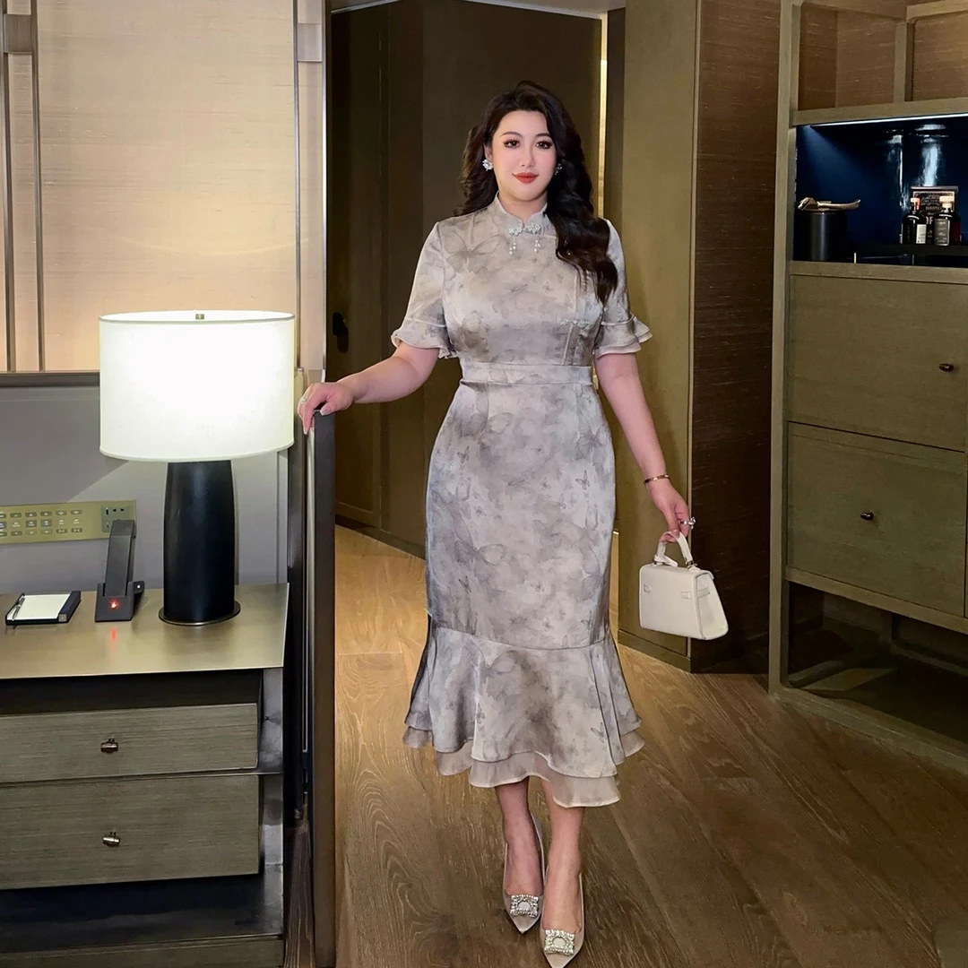 大码女装高端新中式国风蝴蝶印花重工钉珠改良鱼尾连衣裙G928A