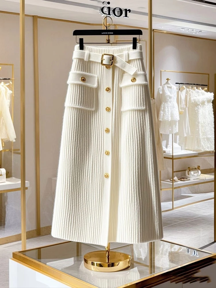 新款韩版气质独特超好看白色高腰a字半裙感时尚洋气针织长裙冬