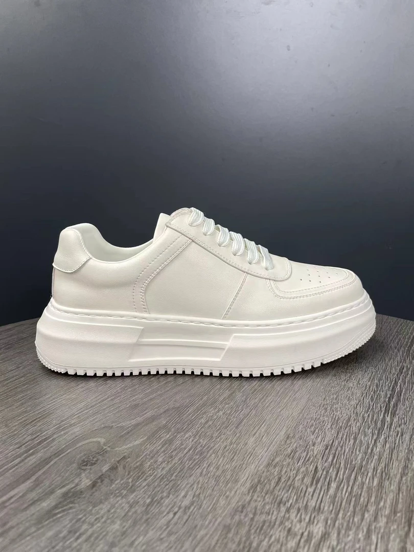 春季新款发泡底小白鞋男士百搭潮流板鞋男款时尚休闲鞋厚底增高鞋