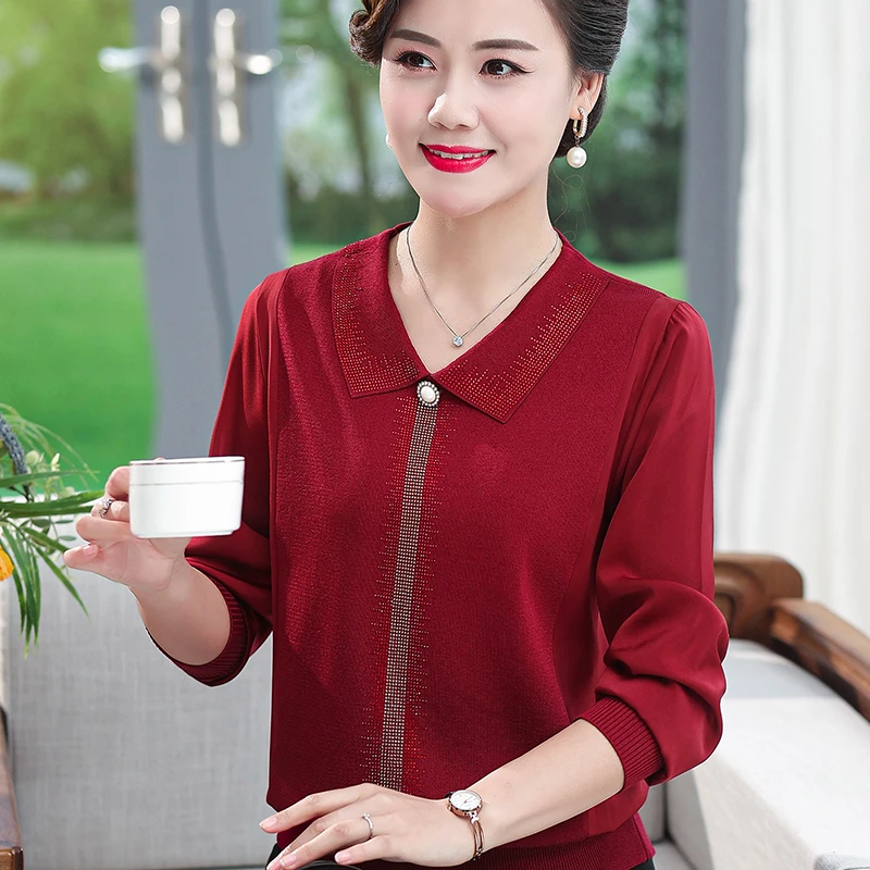 本命年红色妈妈秋装上衣洋气中年女长袖针织衫中老年春秋打底小衫