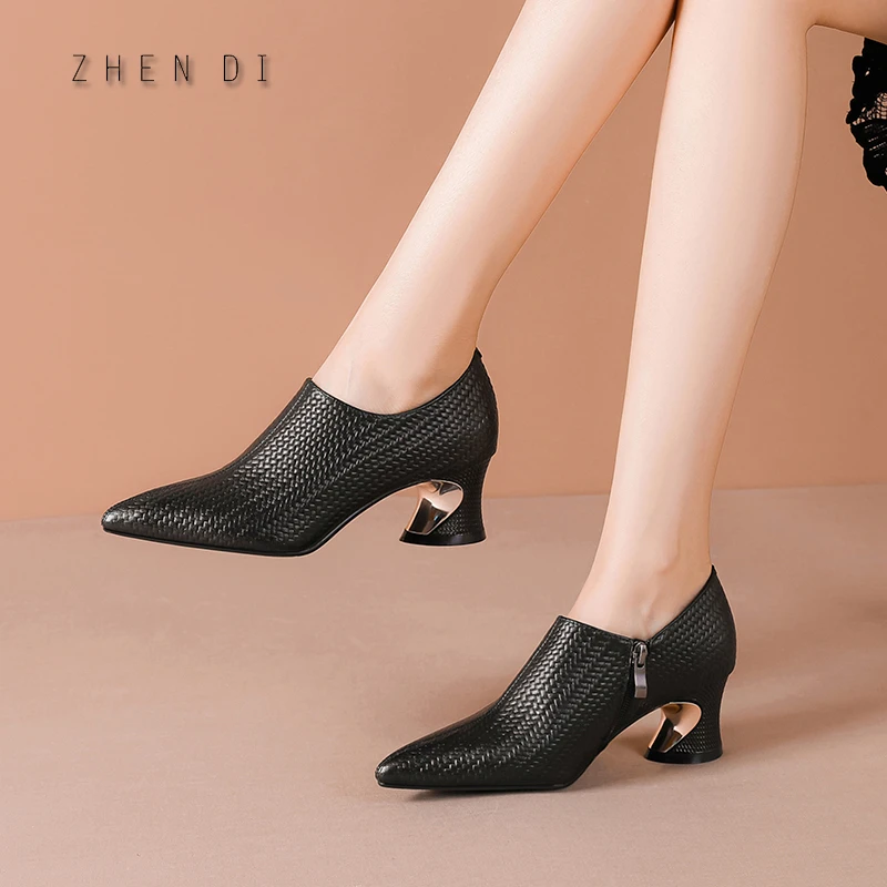 【黑武士】跟高5CM 秋季时尚粗跟尖头深口高跟真皮单鞋女w0238-D810