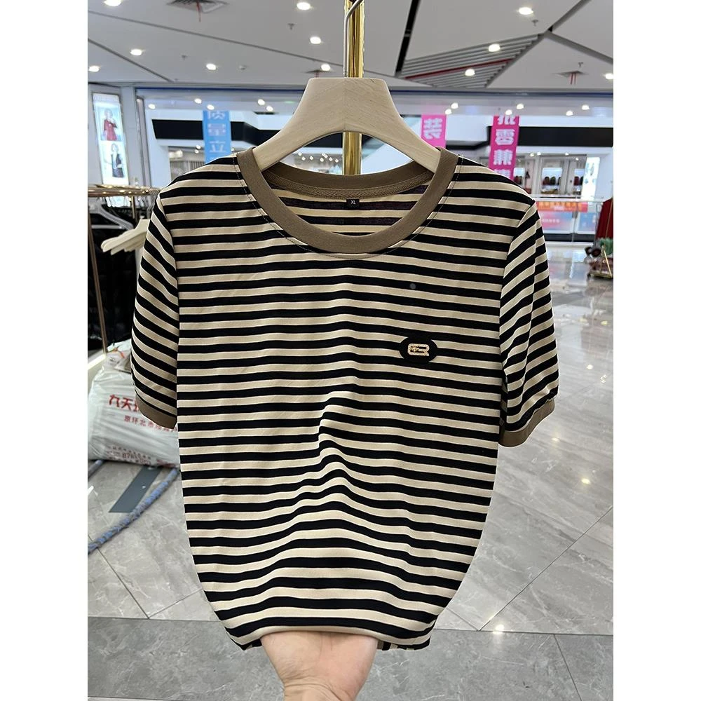 短袖条纹T恤女2024夏季新款中老年妈妈休闲宽松遮肉上衣