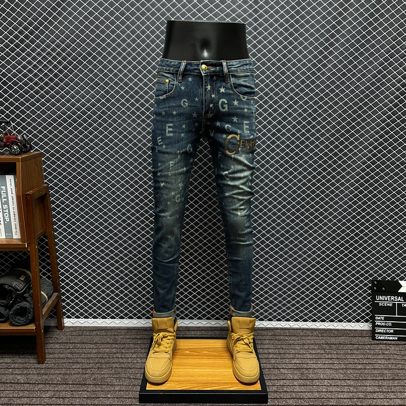潮流男牛仔裤子修身弹力小脚裤个性刺绣印花水洗休闲长裤春秋新款