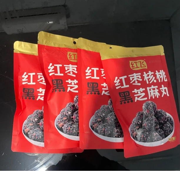 红飞  红枣核桃黑芝麻丸每包138克 拍一发四