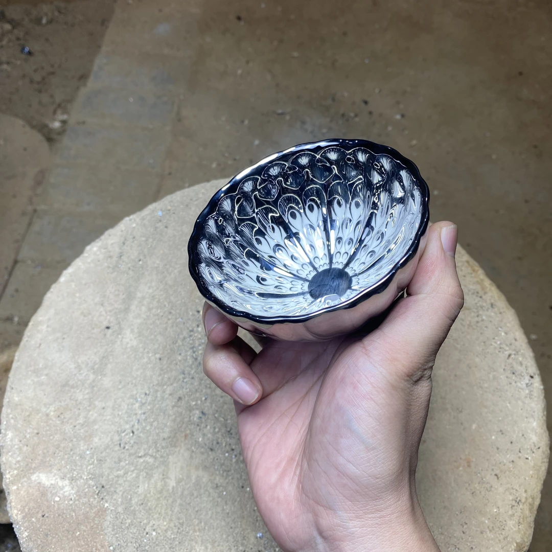 【闪购商品】瓷茶盏 天山雪莲 手工点釉 主人杯（配礼盒证书）