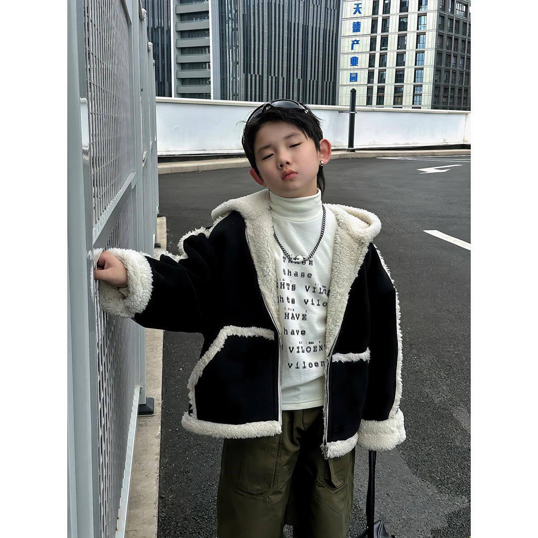 2024冬季新款童装男孩皮毛一体连帽外套儿童加厚保暖衣服加绒韩版