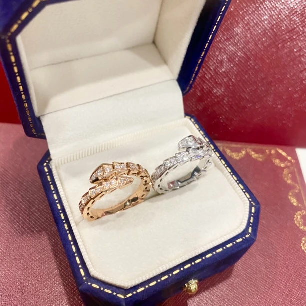 18k金钻石蛇戒指灵蛇戒指（6克版本）不缩钻石（圈口不同价格不同）