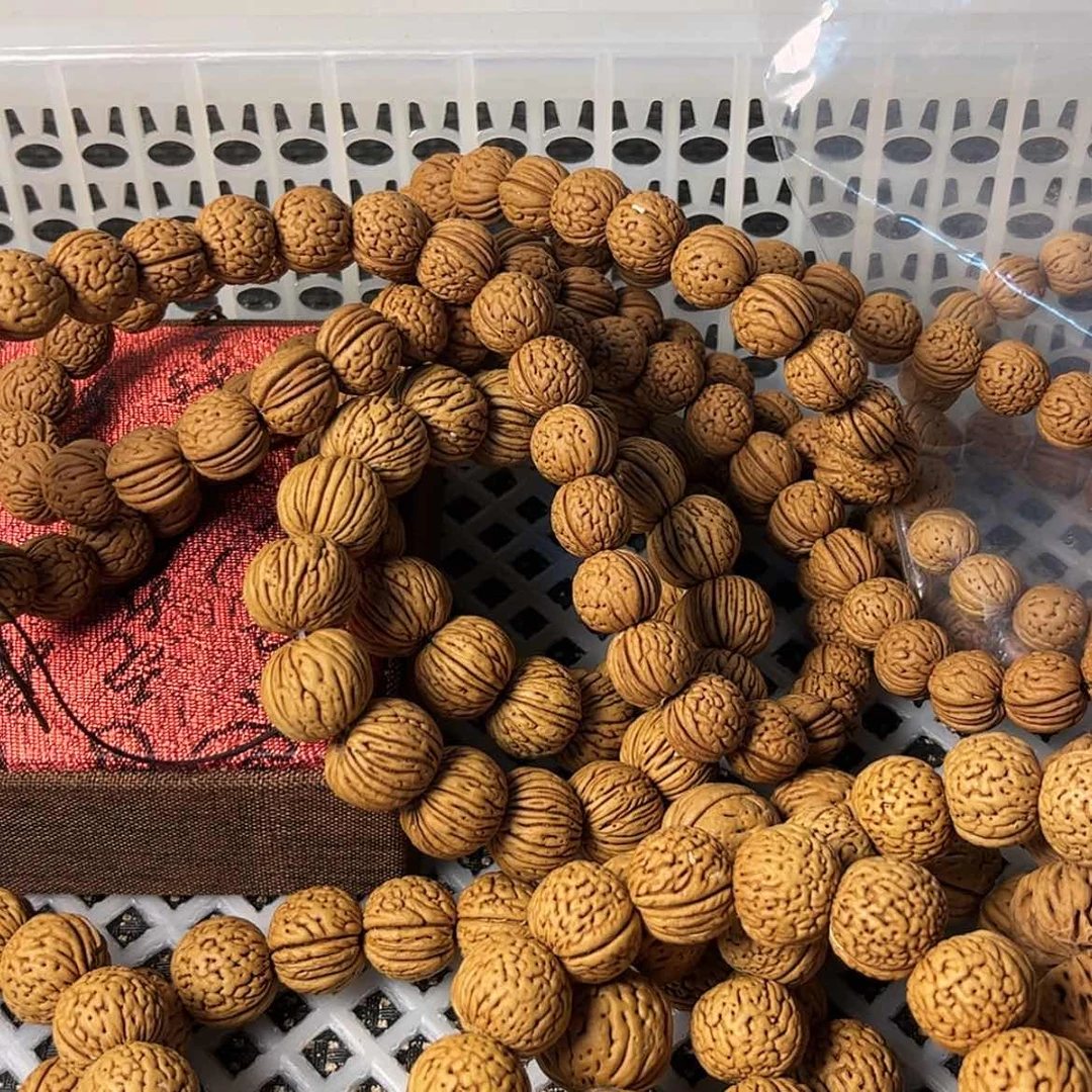 【闪购商品】桃核吊坠叫***啊