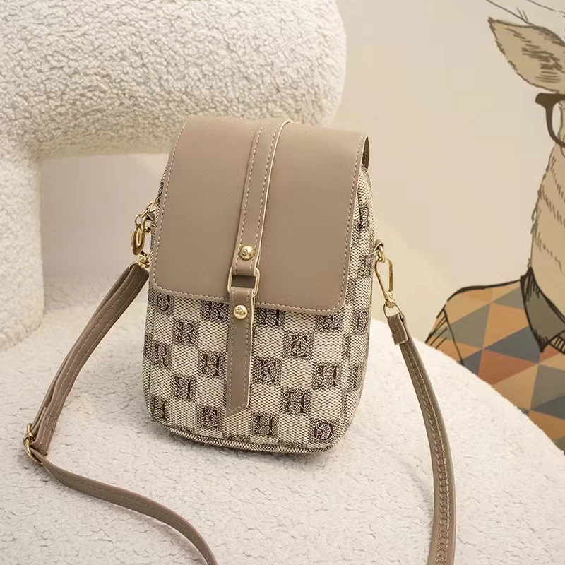 新款百搭女款女士手机包夏季休闲斜挎小包大容量迷你手机小包包