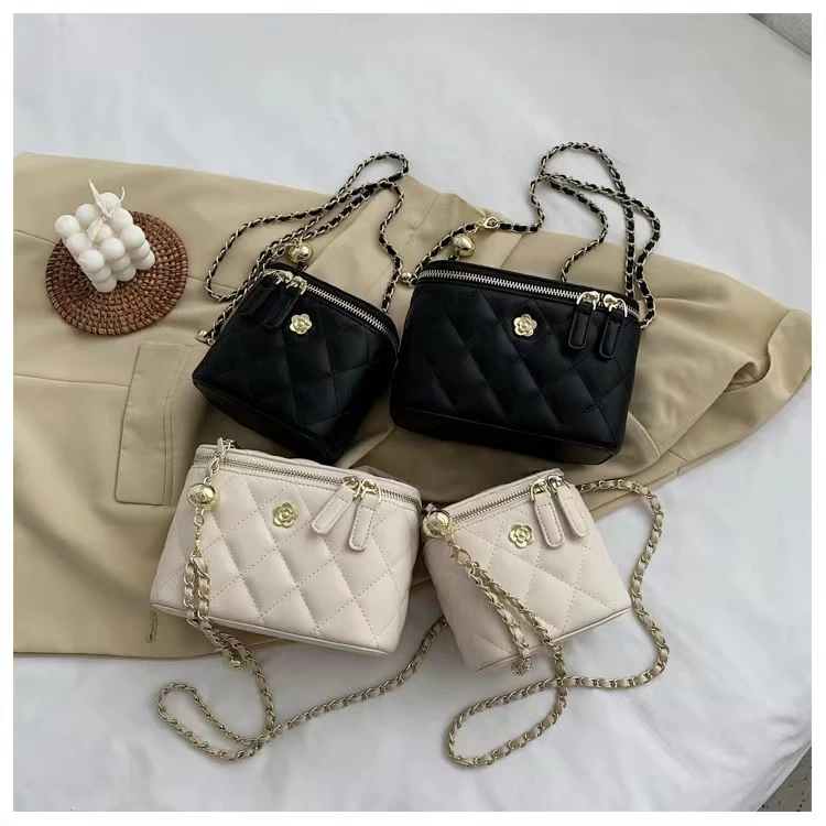 百搭新款小众斜挎包小方包洋气小包包链条包单肩女款轻奢盒子