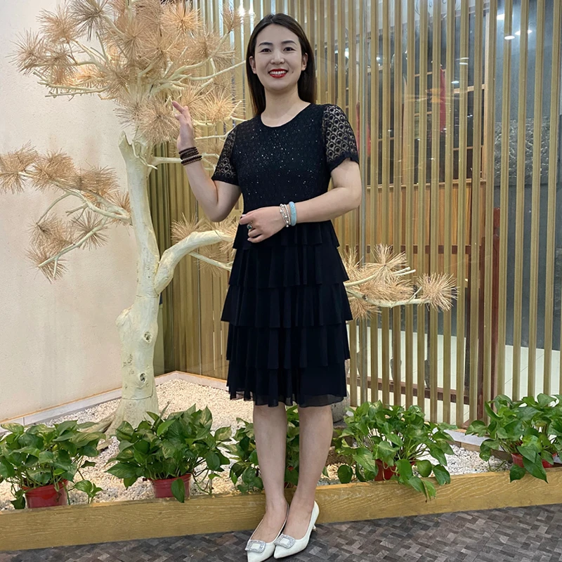 夏季新款圆领短袖不规则蛋糕裙时尚减龄遮肉洋气女裙女气质小黑裙