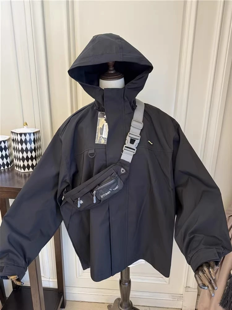 两色连帽春秋款军绿黑色冲锋衣外套(已发货退款拒收的请负责邮费)