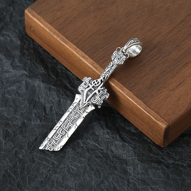 吊坠925银 战神勇士饕餮断剑吊坠纯银男士霸气复古做旧毛衣链项坠