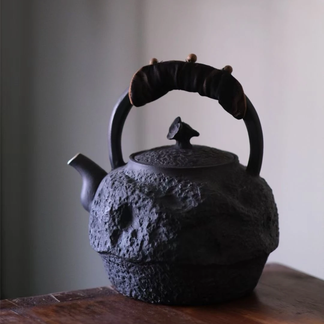 瓷0827-QH-灵谷提梁壶 ｜580c