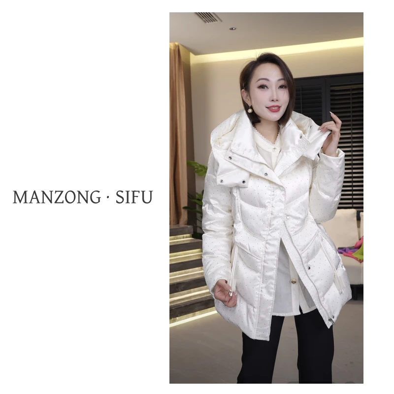 MANZONG·SIFU「璀璨人生」冬季满天星时尚轻奢连帽外套8018