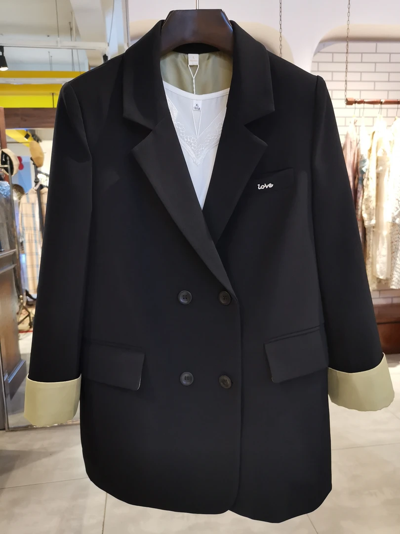 昊宝法莱名品女装