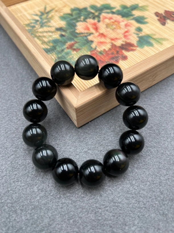 天然高端盛世典藏七彩猫眼手串