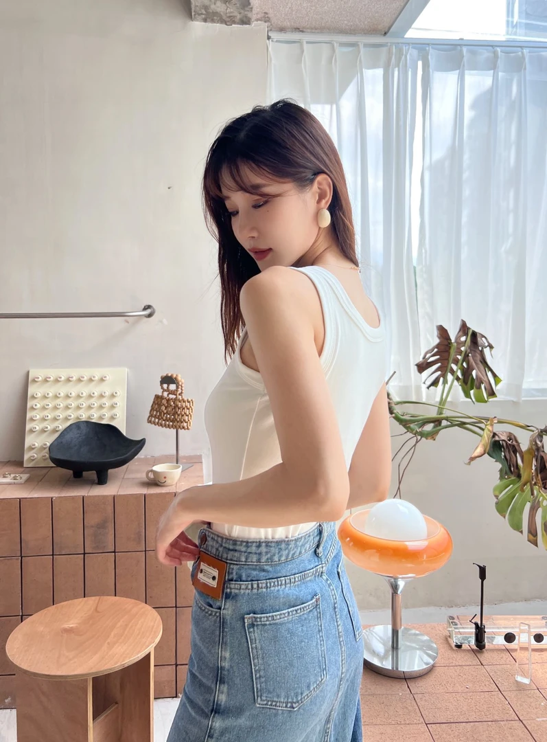 小个子轻薄吊带女款爆款2023新款打底吊带背心女内搭外穿高档上衣