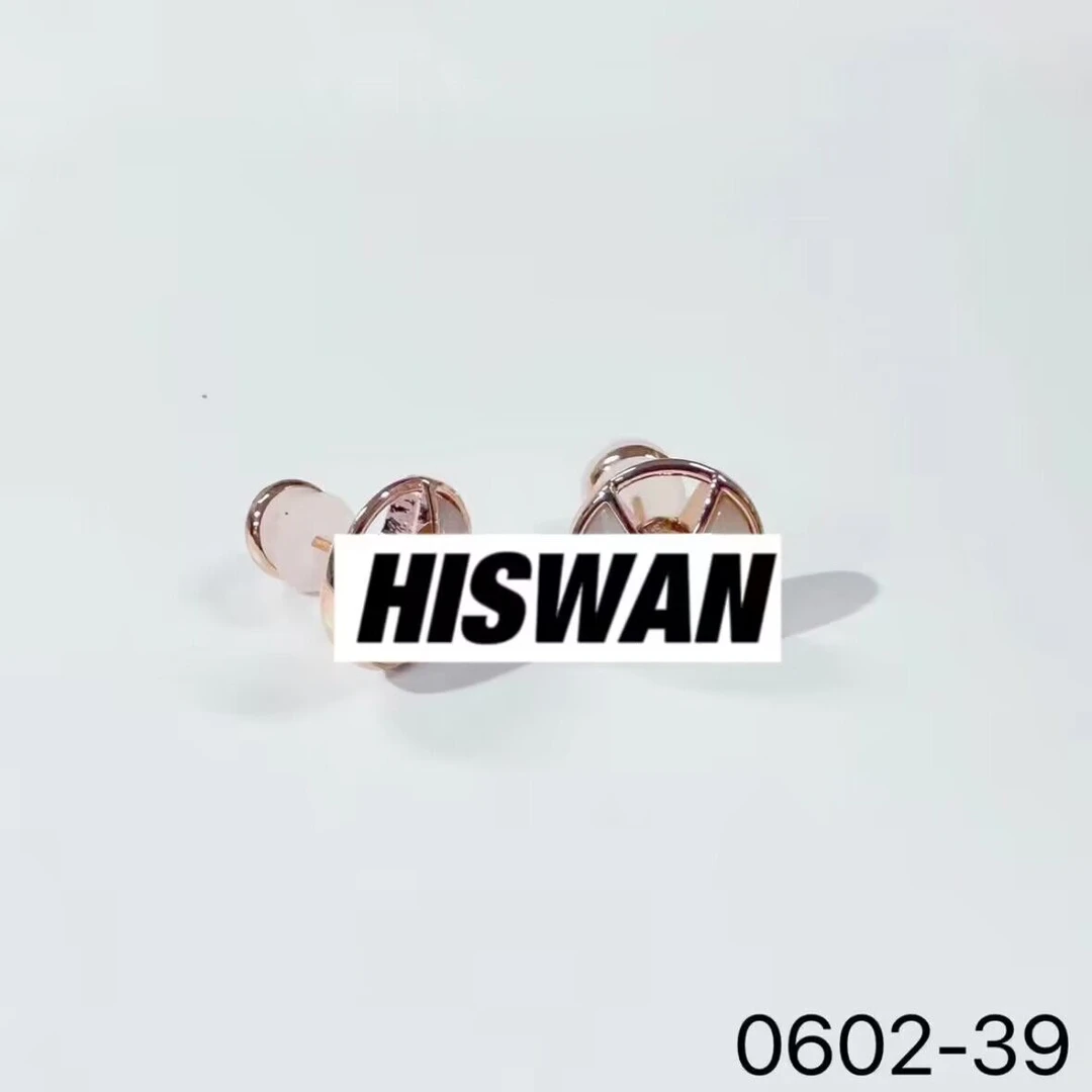 铜合金耳饰 0602白色气质时尚轻奢百搭精致经典简约护身符耳钉