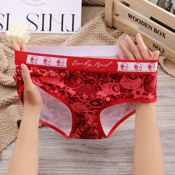 新款本命年红色印花女士内裤棉质时尚女生三角短裤奢华透气裤衩