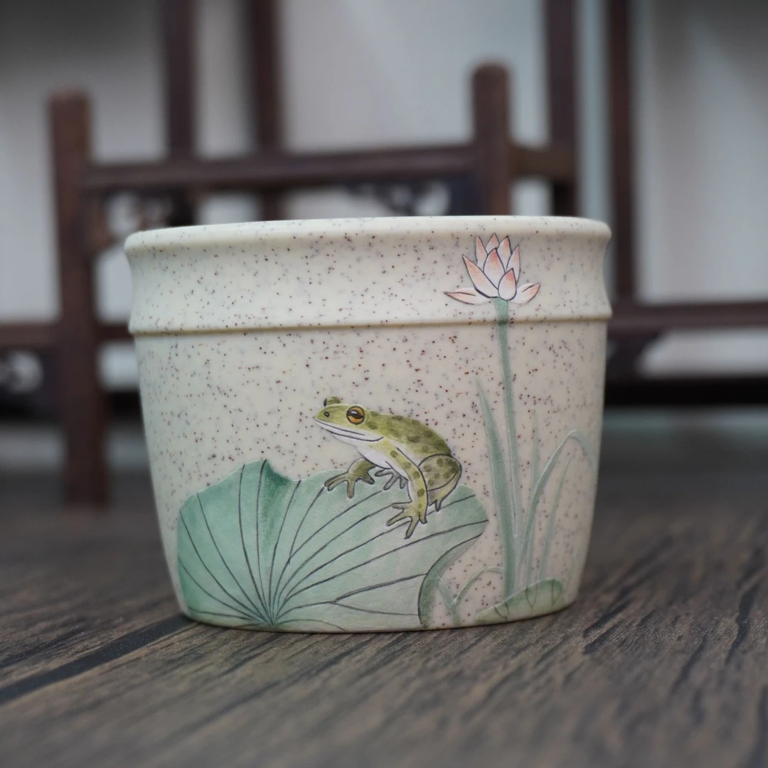 饮冰丨荷花青蛙主人杯 全手工泥绘