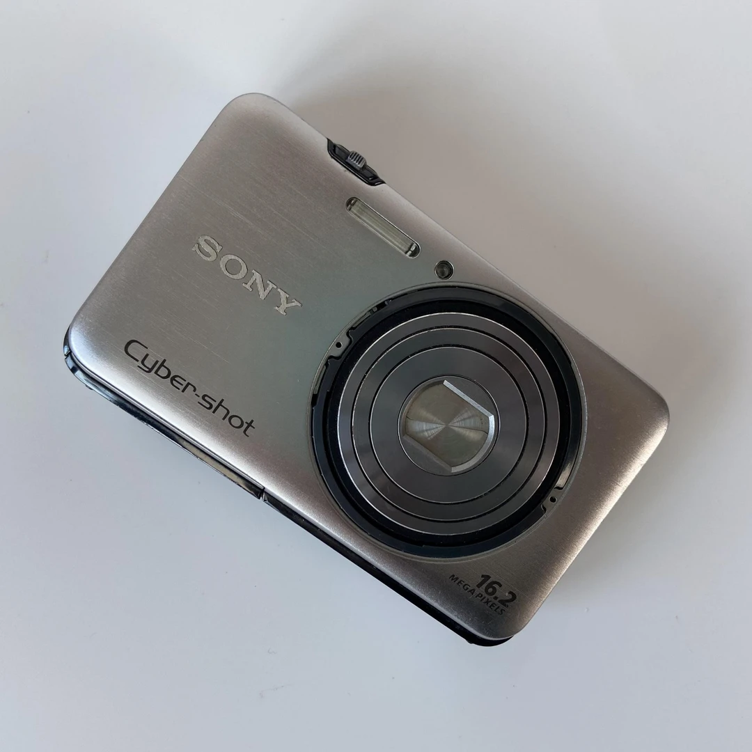 95新 Sony/索尼 DSC-WX9 1620万像素5倍光学变焦复古银ccd