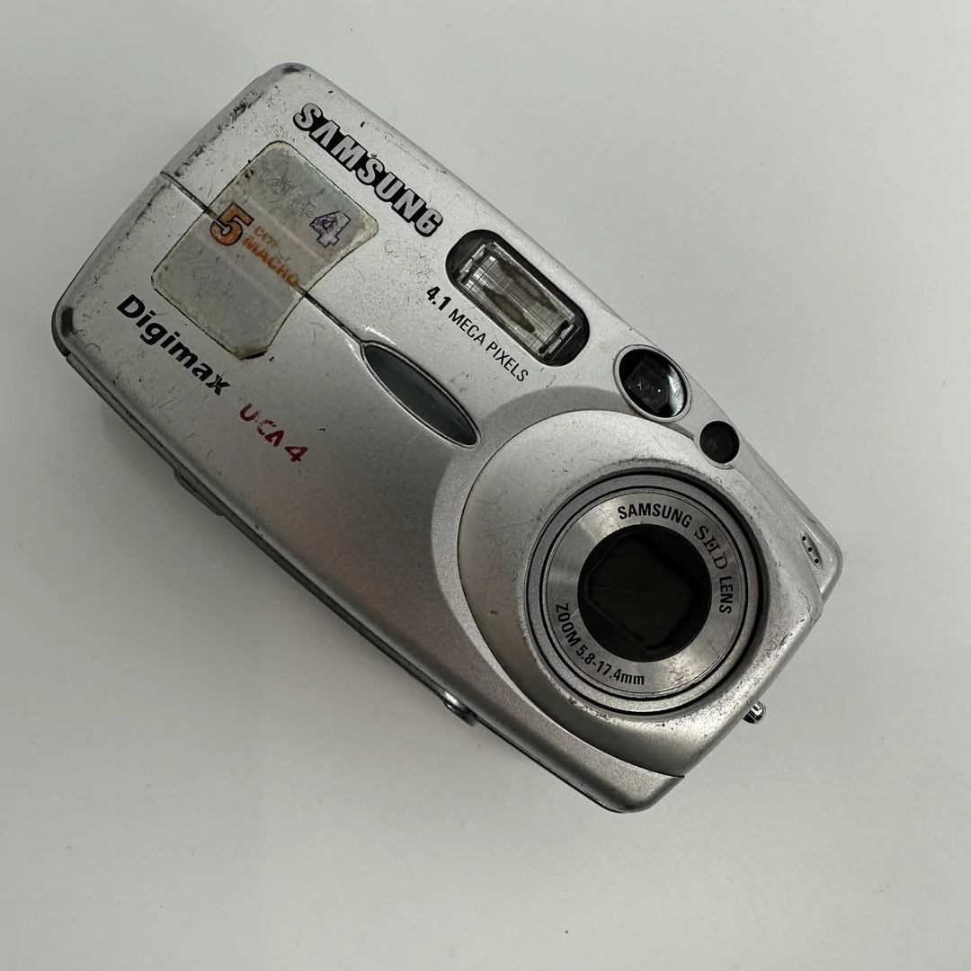 95新 Samsung/三星 UCA4 410万像素3倍光学变焦CCD相机