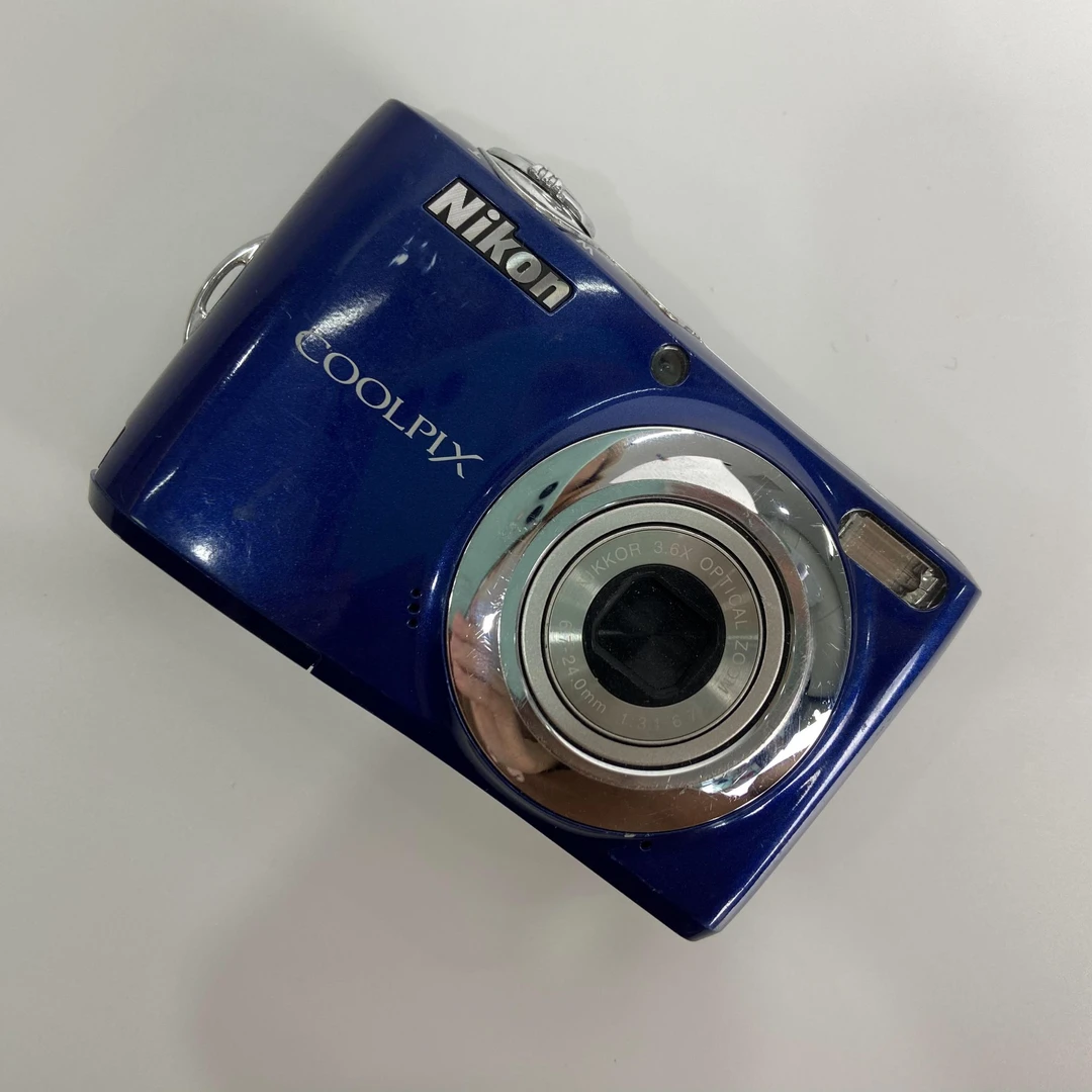 95新 Nikon/尼康 L22  1200万像素3.6倍光学变焦复古ccd（微瑕）