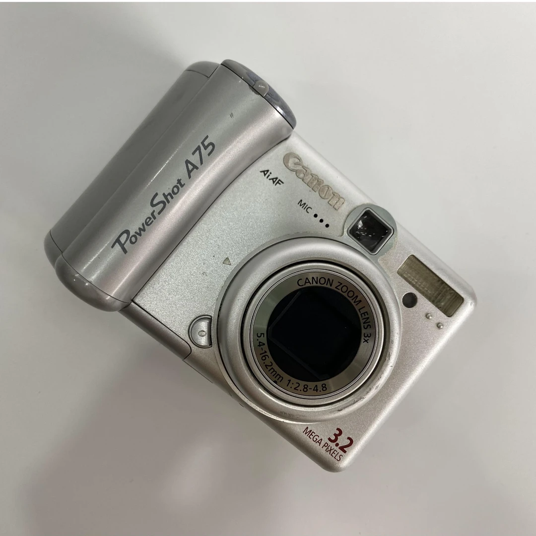95新 Canon/佳能 A75 320万像素3倍光学变焦复古银（no退no换）