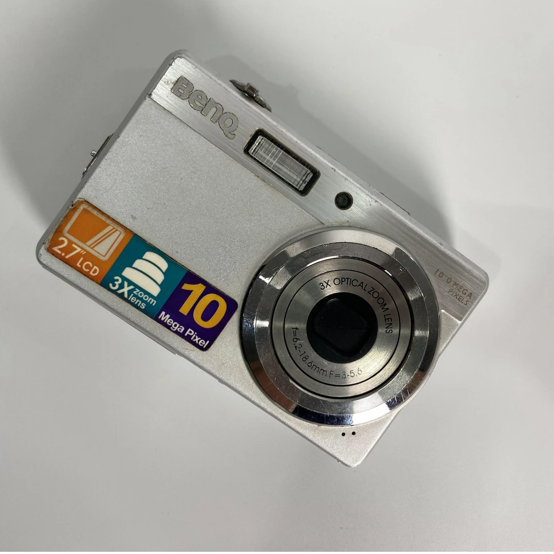 95新 Benq/明基  E1030 1000万像素3倍光学变焦复古银ccd