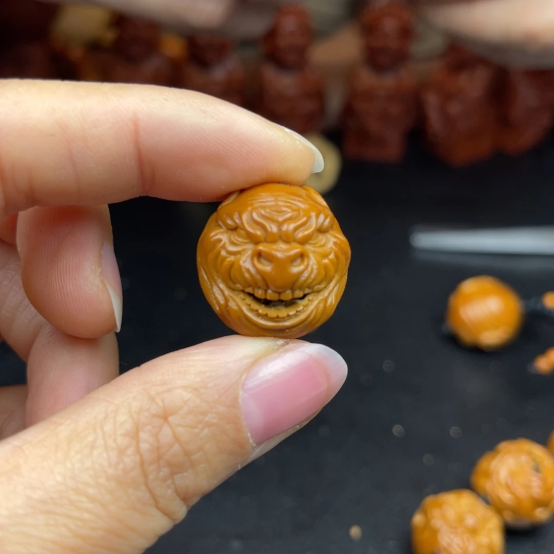 【闪购商品】橄榄核核雕会*