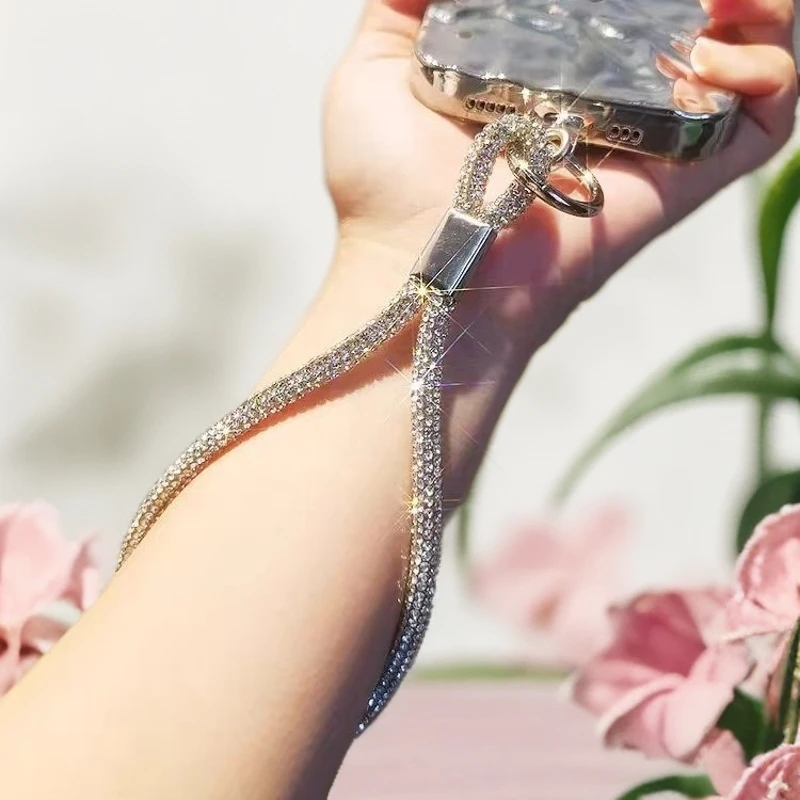 手机挂绳手腕满钻挂链新款女奢华水钻挂饰时尚挂件通用短款挂绳